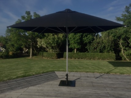 Cantilevered Umbrellas Outdoor Shades, Best Patio Umbrella For Wind Nz